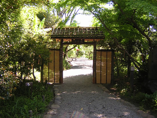 Mukoujima Hyakkaen Entrance